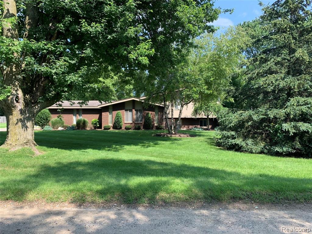 2841 Grant Road Rochester Hills, MI 48309 - Photo 6 of 47