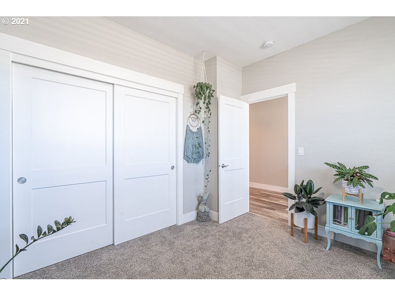 1041 Chestnut Street Independence, OR 97351 - Photo 21 of 27 Gallery Image 21