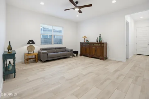$888,000 | 32525 North 22nd Drive, Phoenix, AZ 85085