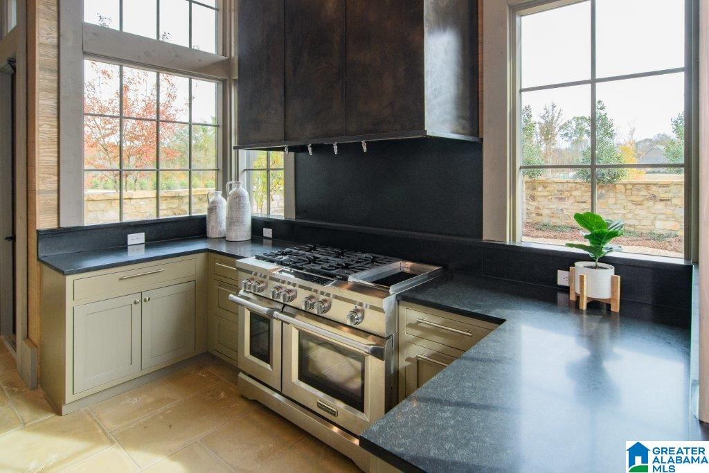 1868 Blackridge Road Birmingham, AL 35244 - Photo 7 of 16