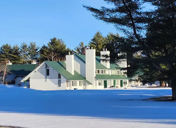 $475,000 | 261 Village Green Drive, Unit 10E, Stowe, VT 05672