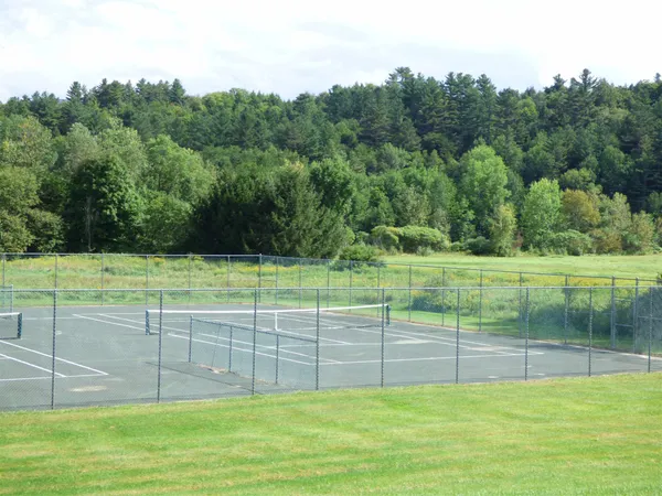 $475,000 | 261 Village Green Drive, Unit 10E, Stowe, VT 05672