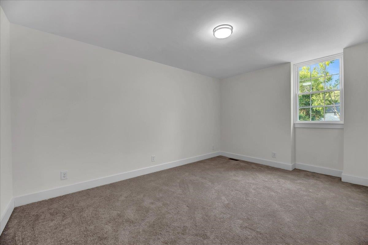 1108 East Millbrook Road Raleigh, NC 27609 - Photo 27 of 43 Photo 27