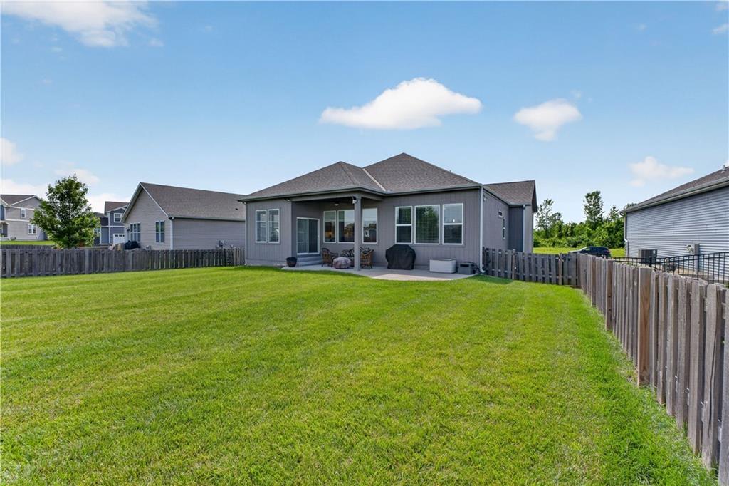 1540 Southwest Cornwall Road Raymore, MO 64083 - Photo 46 of 53