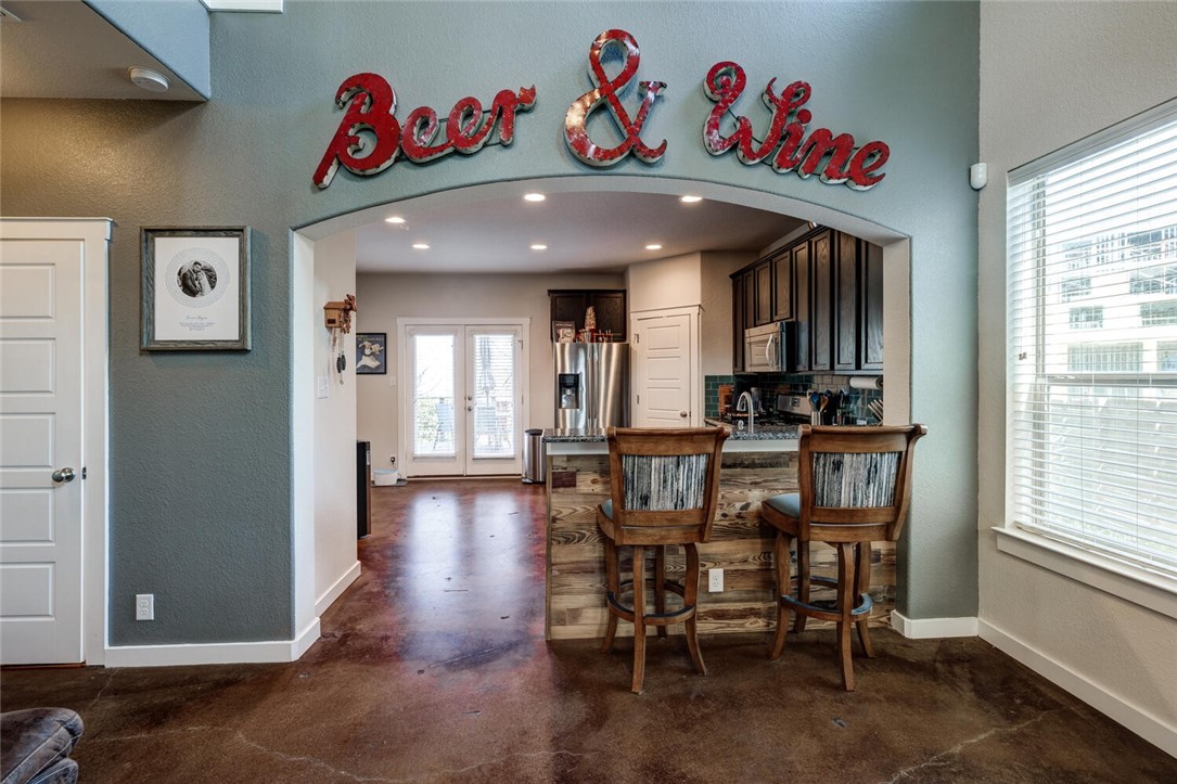 2101 Rivers Edge Way, Unit 4 Austin, TX 78741 - Photo 5 of 36 Gallery Image 5