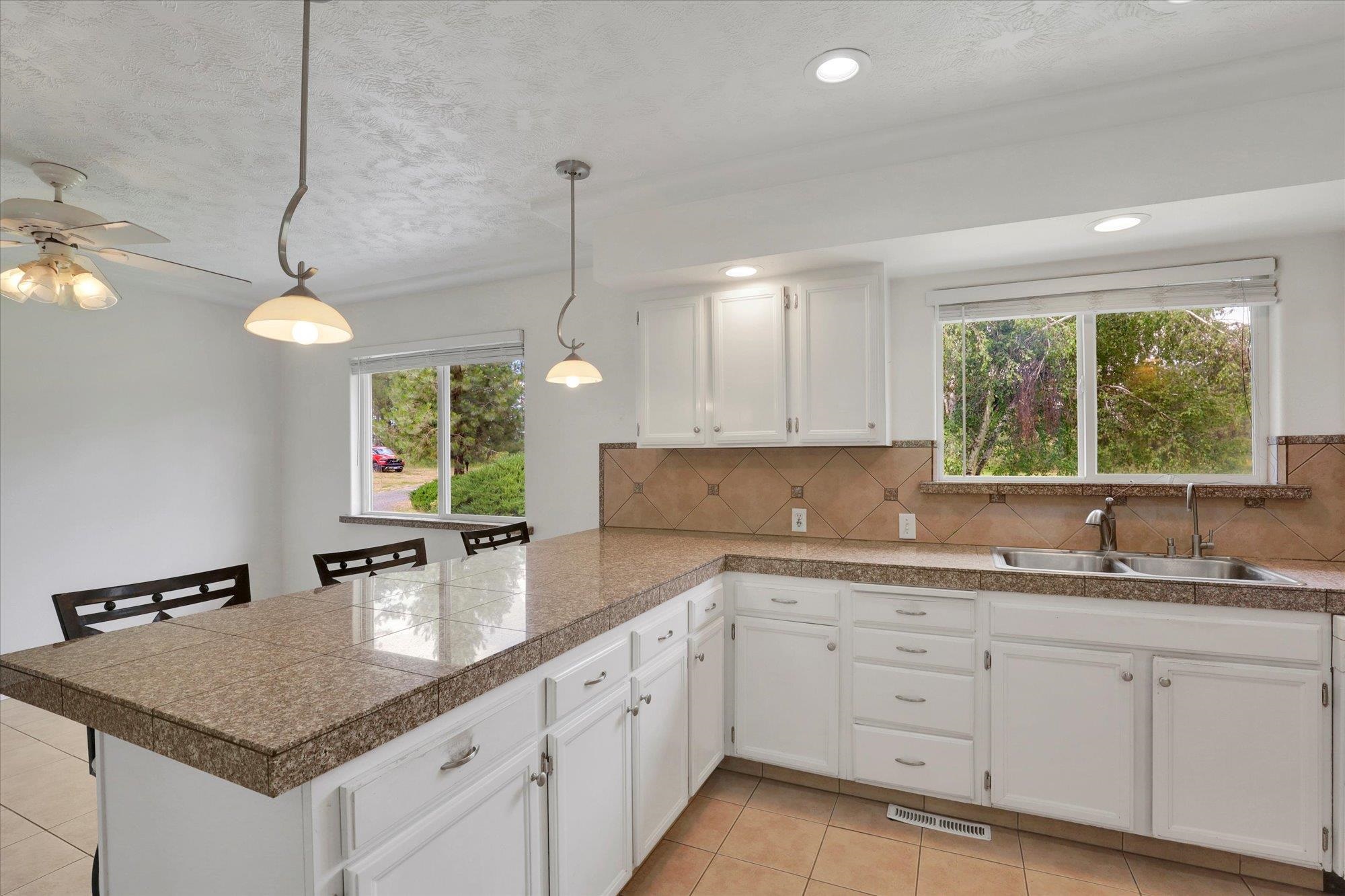 10715 South Freya Road Spokane, WA 99223 - Photo 14 of 48 Gallery Image 14