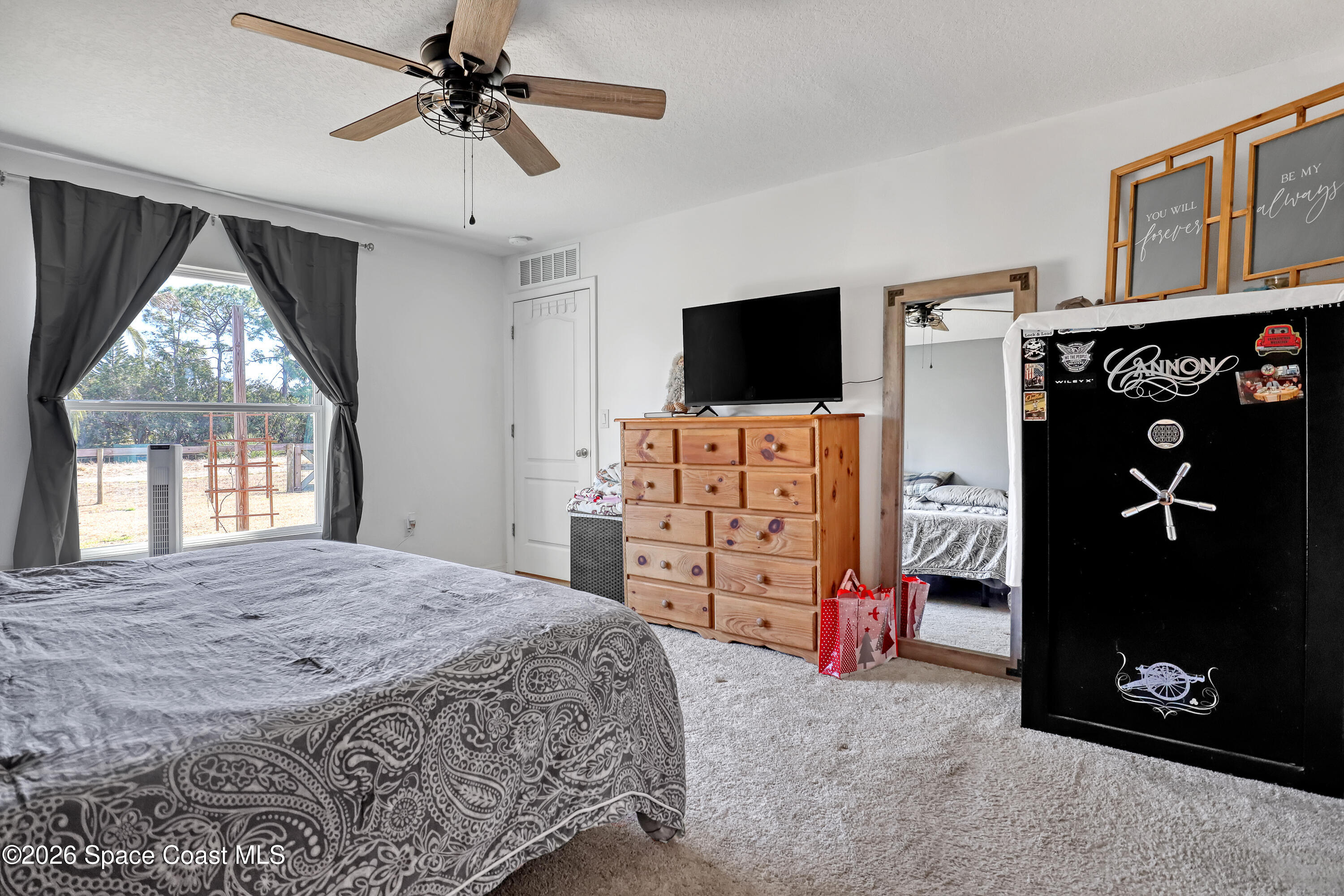 1247 Heitzman Avenue Southwest Palm Bay, FL 32908 - Photo 13 of 27 Primary