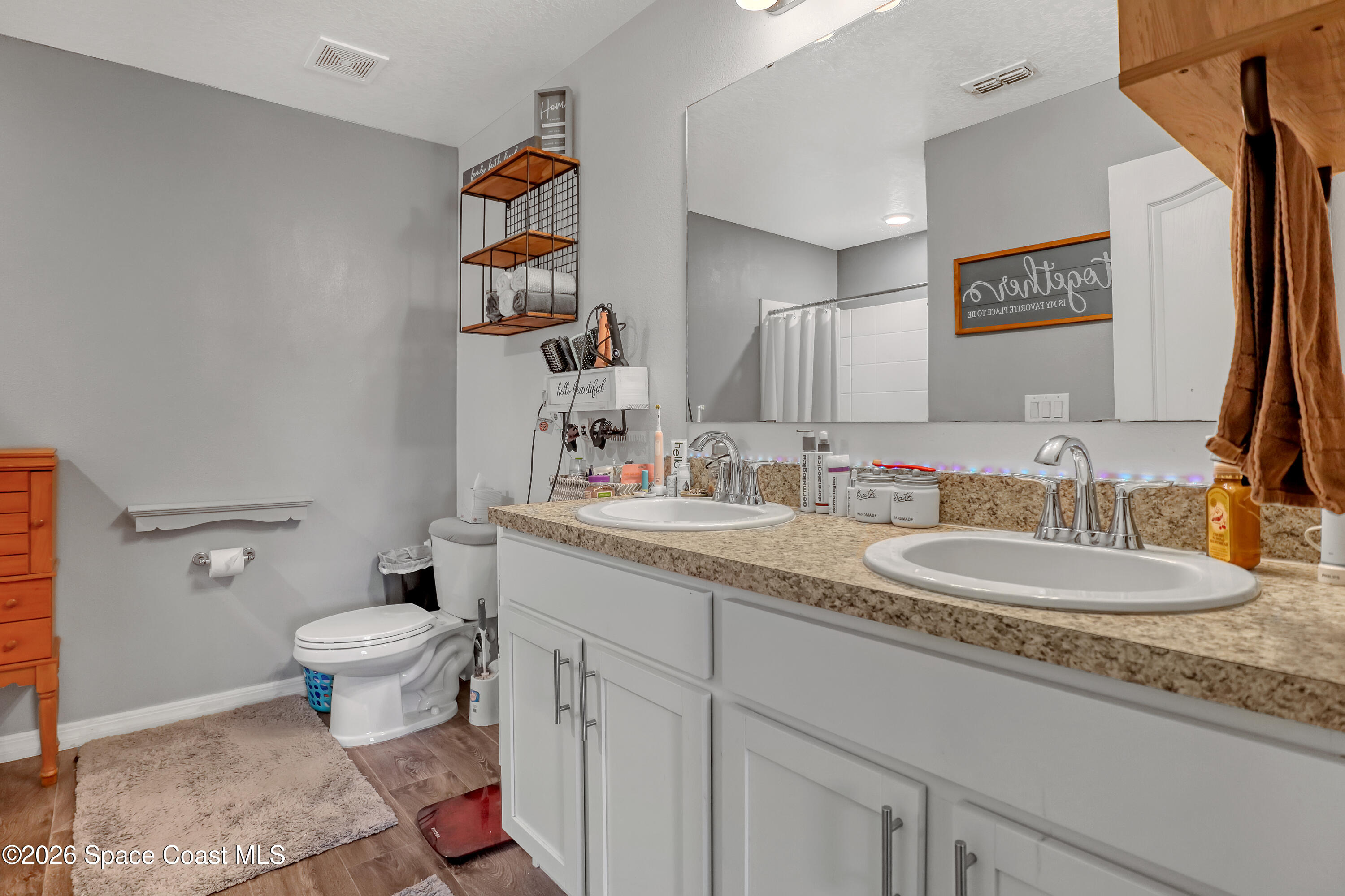 1247 Heitzman Avenue Southwest Palm Bay, FL 32908 - Photo 14 of 27 Primary Bath