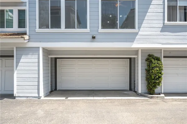 $825,000 | 522 North Pageant Drive, Orange, CA 92869