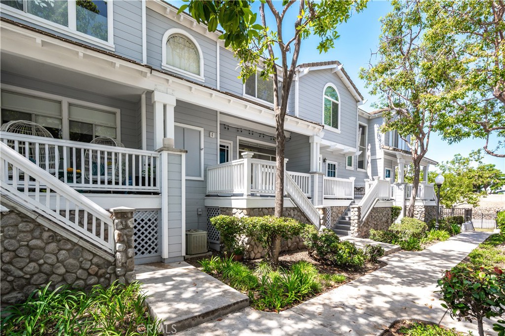 522 North Pageant Drive Orange, CA 92869 - Photo 4 of 44