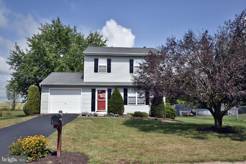 3064 Muirfield Road Dover, PA 17315 - Photo 2 of 26 Gallery Image 2