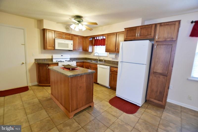 3064 Muirfield Road Dover, PA 17315 - Photo 11 of 26 Gallery Image 11