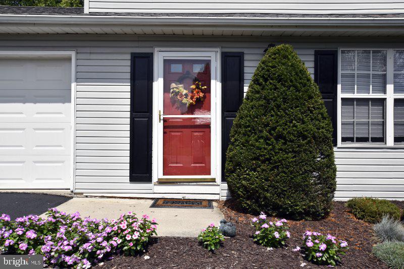 3064 Muirfield Road Dover, PA 17315 - Photo 3 of 26 Gallery Image 3