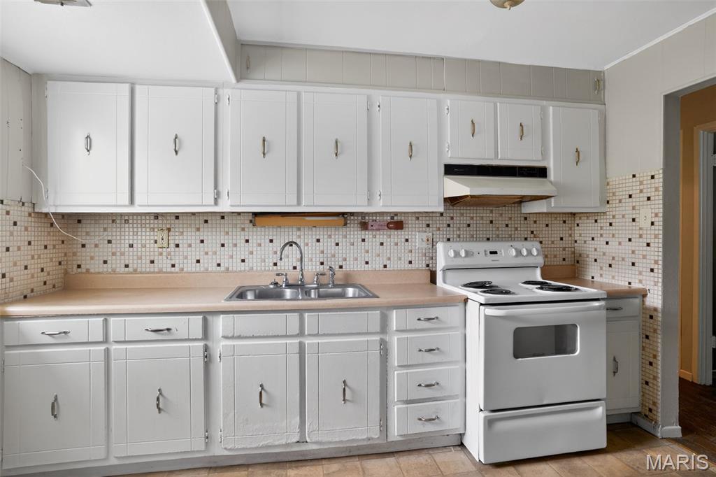 10718 Glen Garry Road St. Louis, MO 63137 - Photo 14 of 31