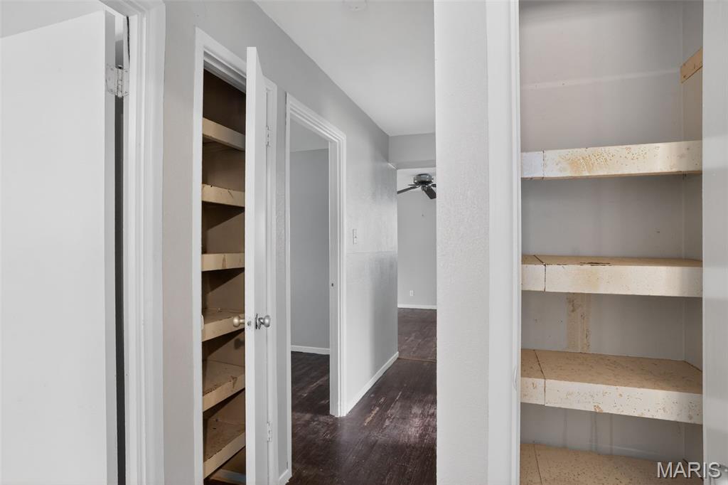 10718 Glen Garry Road St. Louis, MO 63137 - Photo 27 of 31