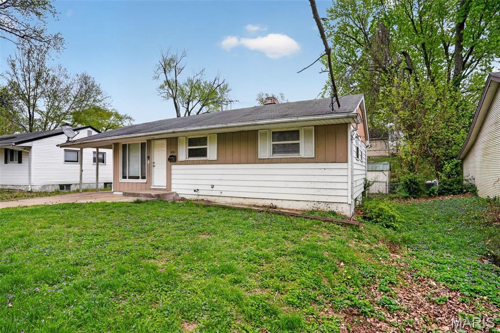 10718 Glen Garry Road St. Louis, MO 63137 - Photo 5 of 31