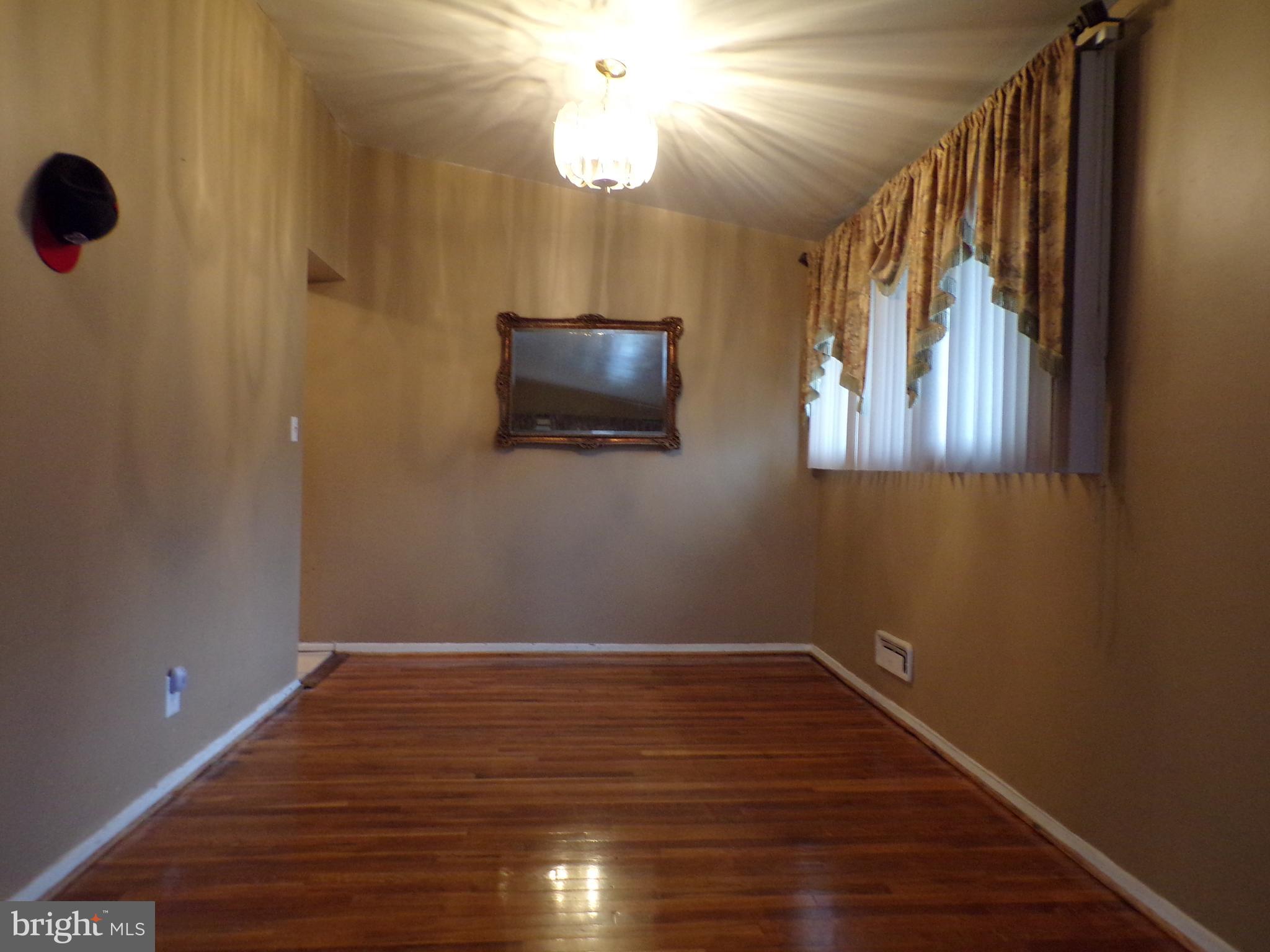 4727 Bonnie Brae Road Baltimore, MD 21208 - Photo 6 of 23 Gallery Image 6
