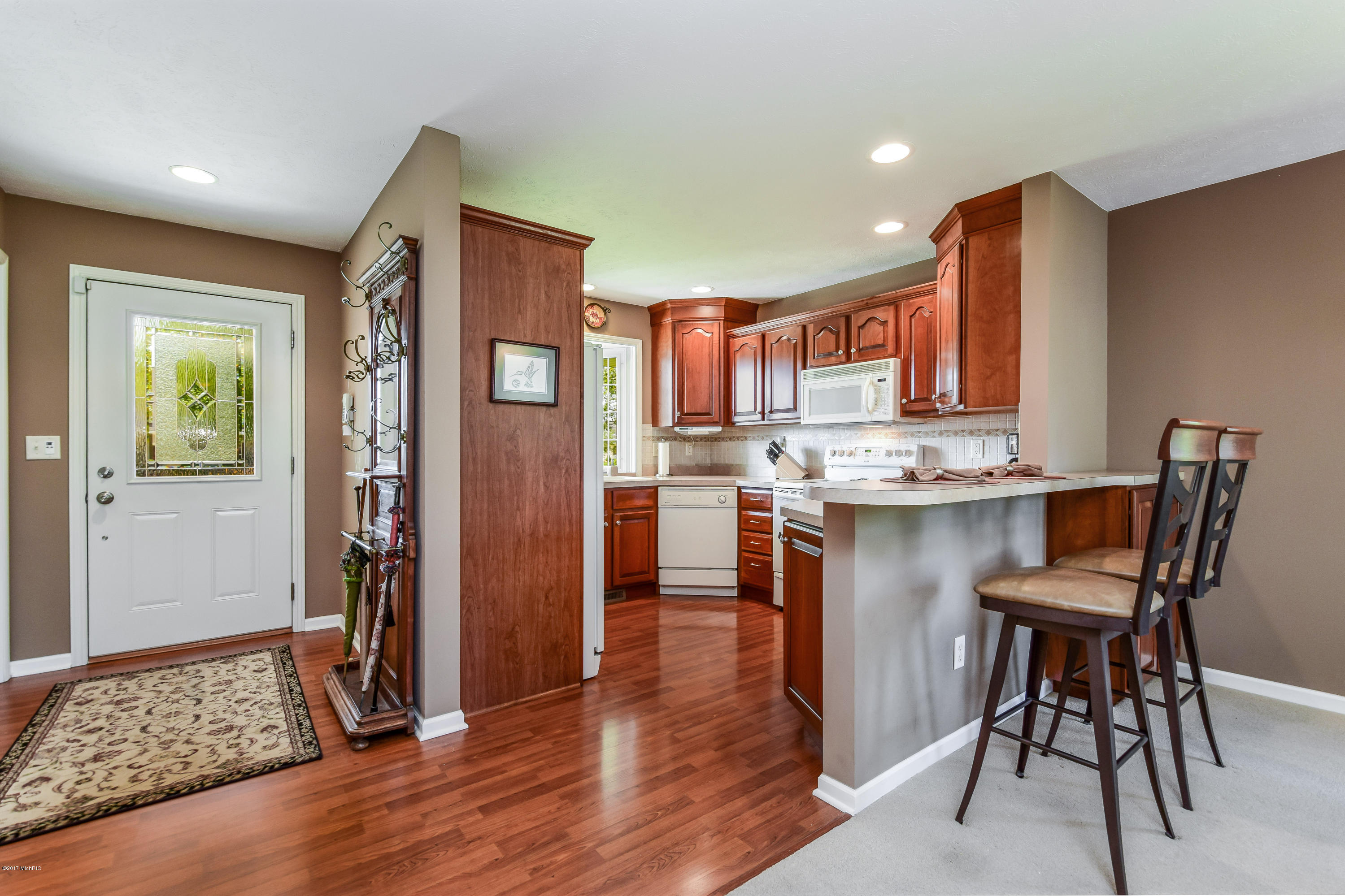 1373 East Point Ridge Holland, MI 49423 - Photo 11 of 45 013-Kitchen-4609394-large