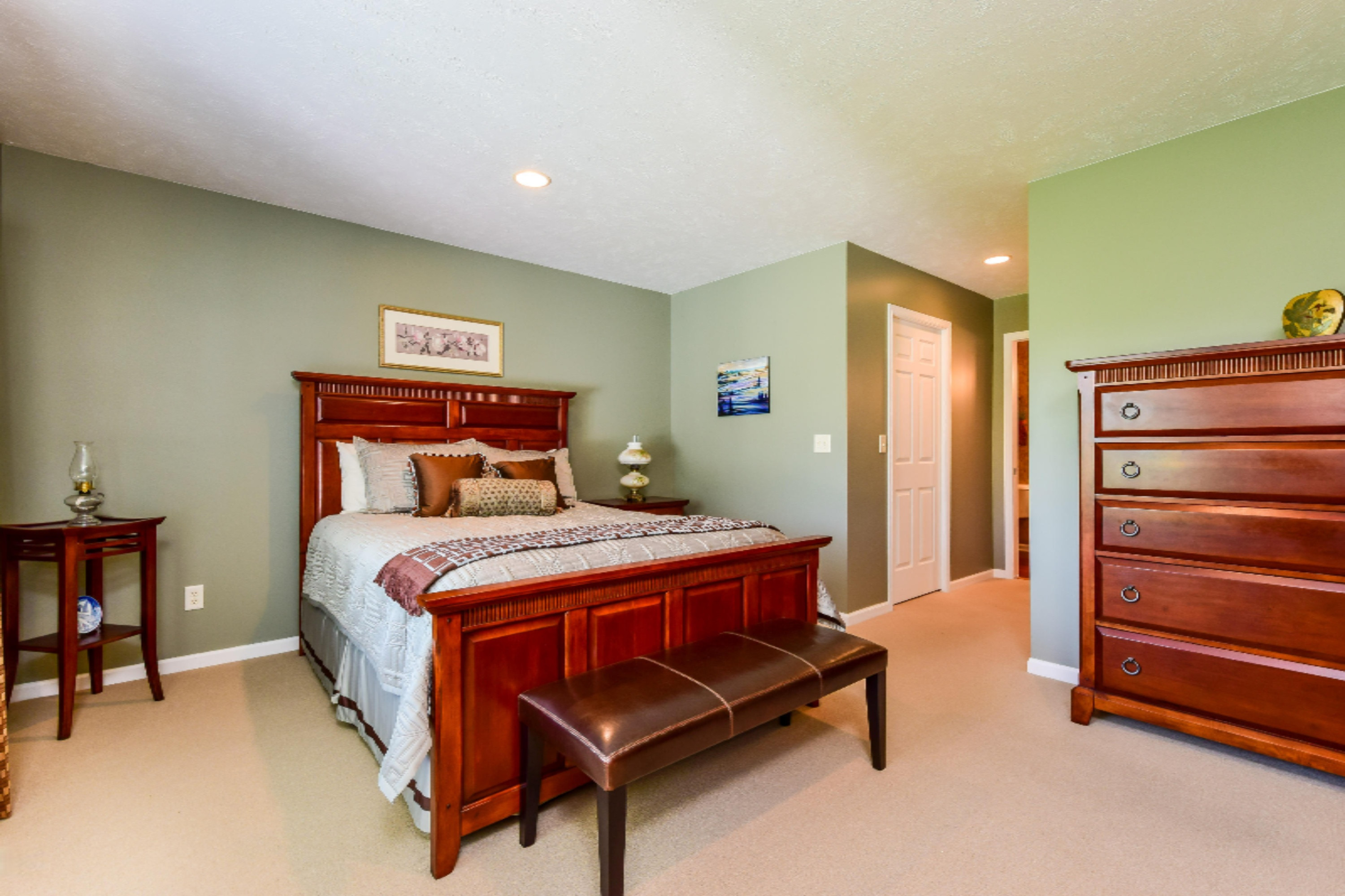 1373 East Point Ridge Holland, MI 49423 - Photo 17 of 45 019-Bedroom-4609385-large