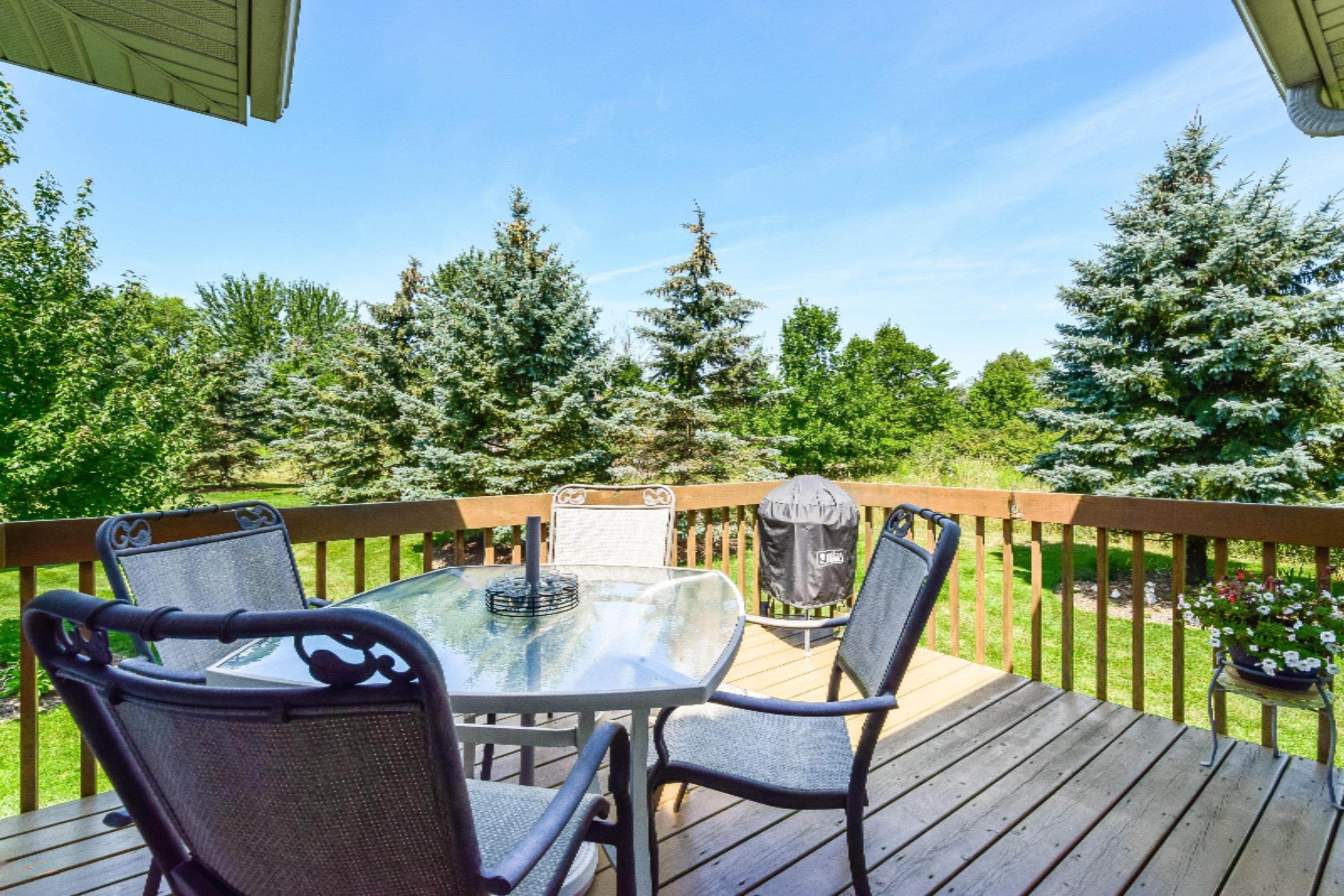 1373 East Point Ridge Holland, MI 49423 - Photo 33 of 45 035-Deck-4609373-large
