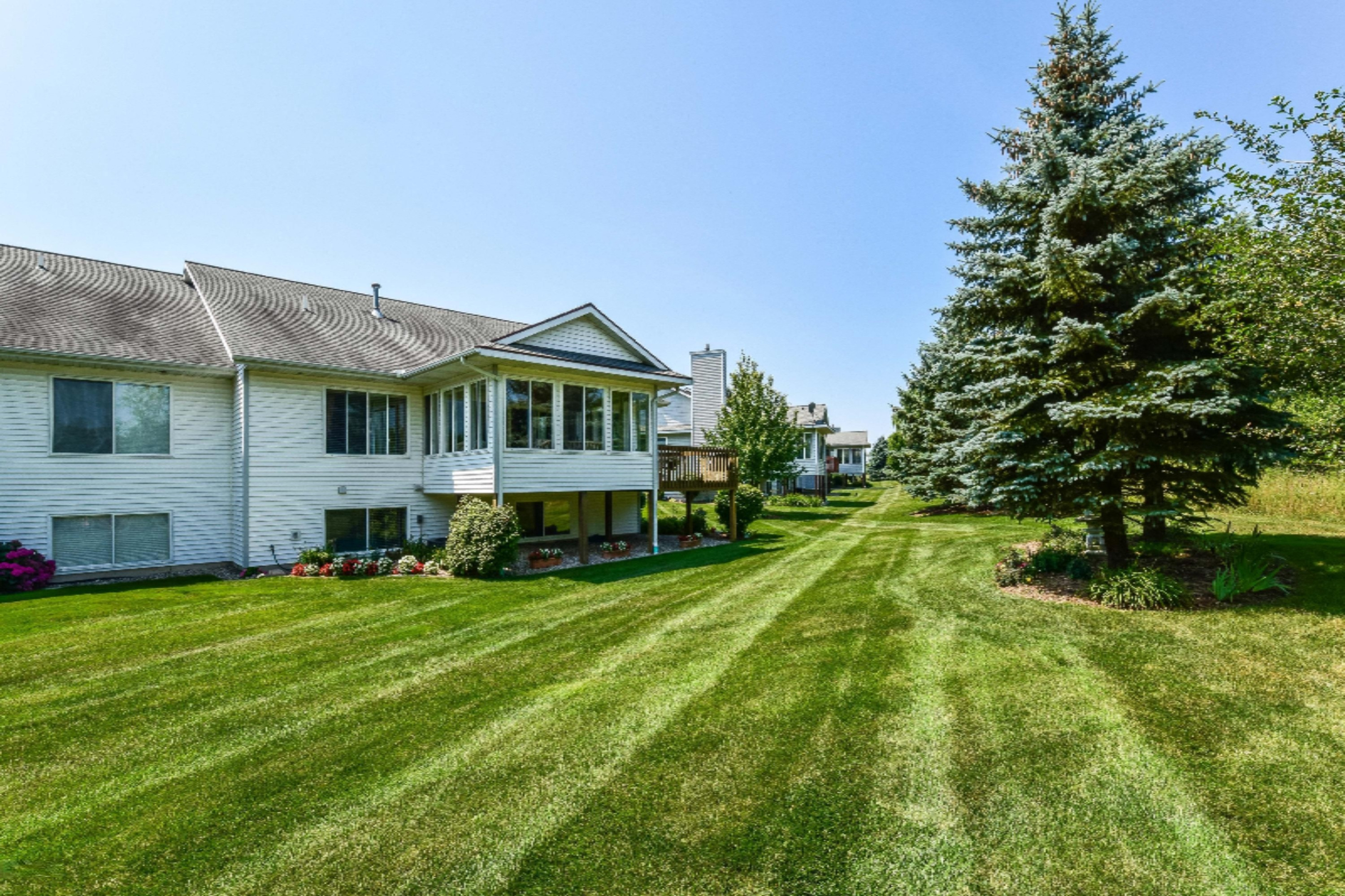 1373 East Point Ridge Holland, MI 49423 - Photo 36 of 45 038-Rear_View-4609375-large