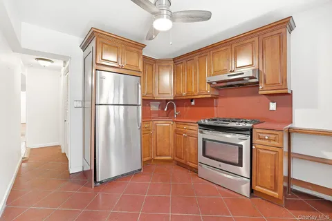 $750,000 | 4223 Digney Avenue | Wakefield