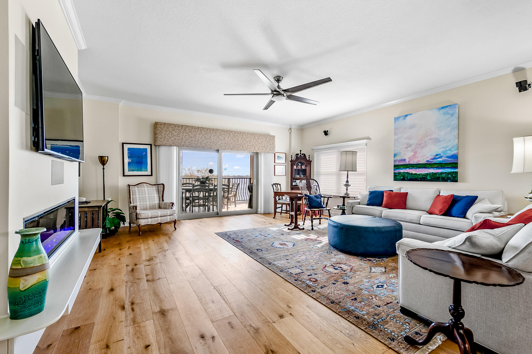 29 Riverside Drive, Unit 401 Cocoa, FL 32922 - Photo 28 of 41 Living Room