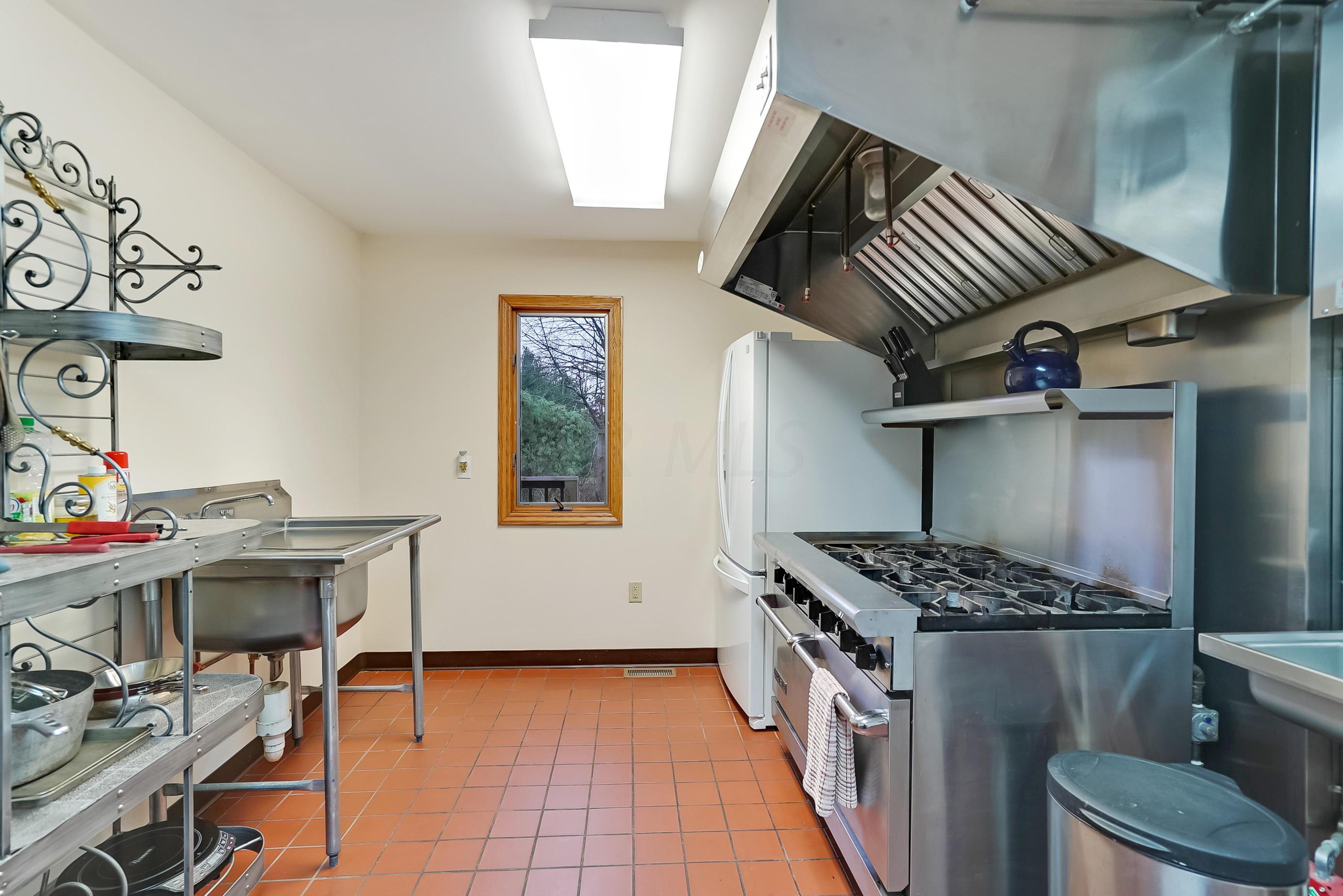 6400 Newark Road Mount Vernon, OH 43050 - Photo 13 of 53 Gallery Image 13