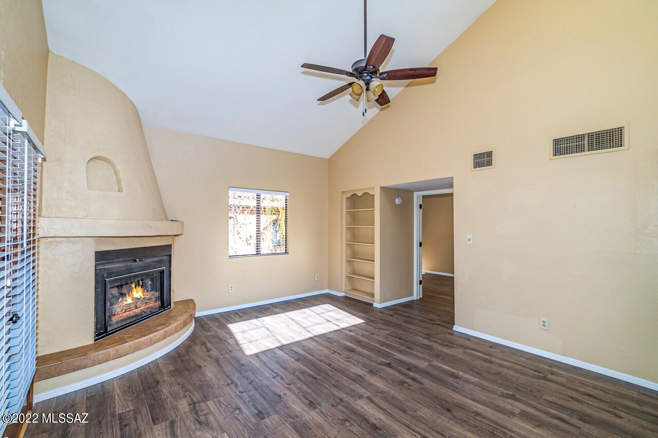 8255 North Oracle Road, Unit 212 Tucson, AZ 85704 - Photo 1 of 26