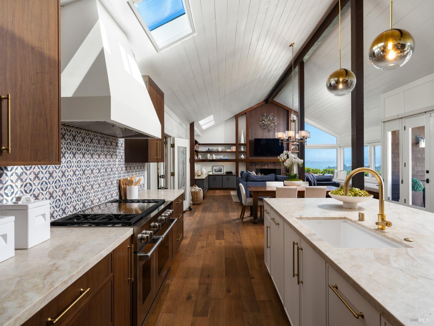 45 Mt Tiburon Road Tiburon, CA 94920 - Photo 12 of 57