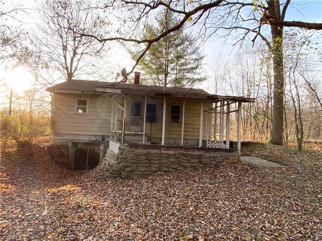 2724 West Bunkertown Road Covington, IN 47932 - Photo 2 of 11 Gallery Image 2