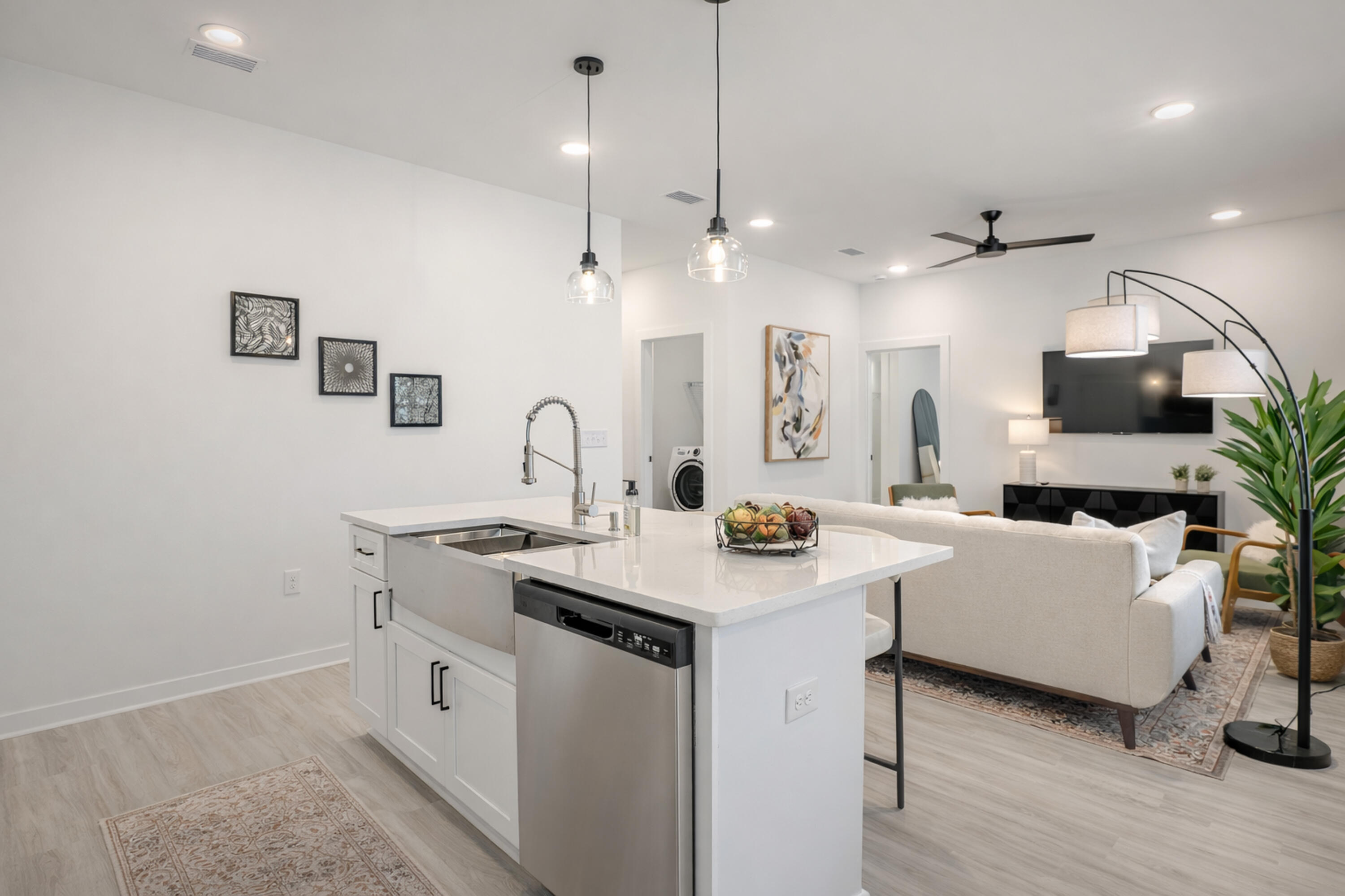 2013 Baldwin Street Chipley, FL 32428 - Photo 10 of 35 Kitchen Island