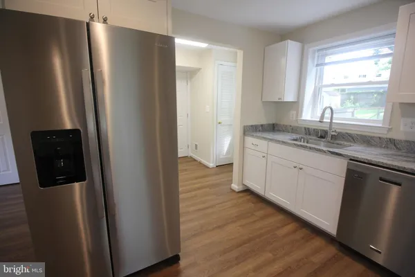 $2,850 | 10717 Maple Street, Fairfax, VA 22030