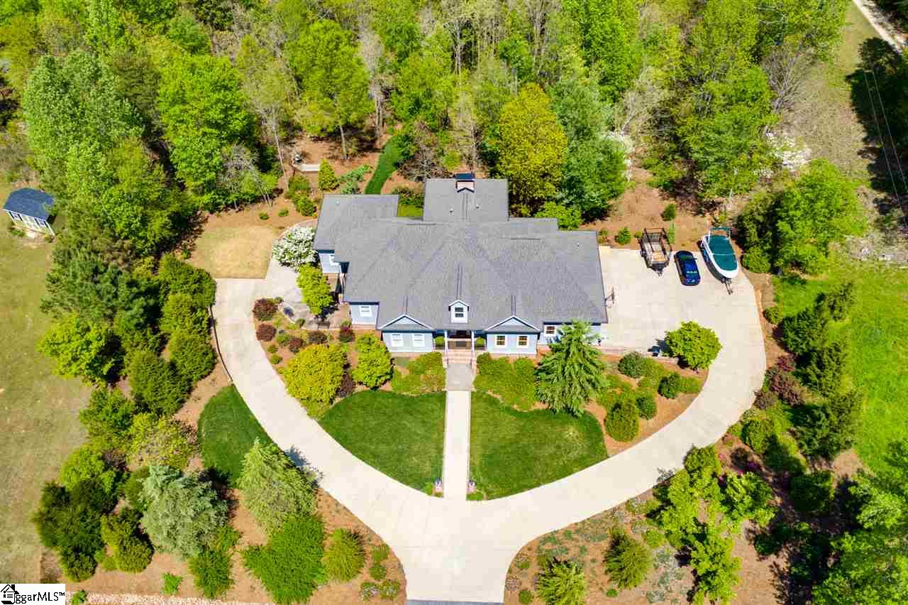340 Chinquapin Road Travelers Rest, SC 29690 - Photo 3 of 36 Gallery Image 3