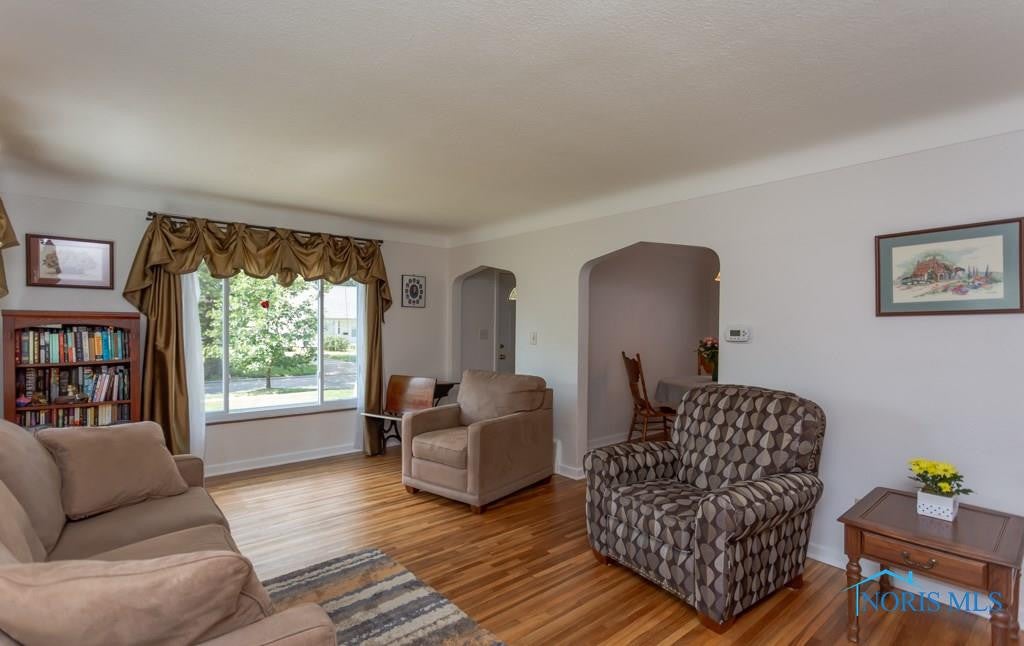 4140 Bowen Road Toledo, OH 43613 - Photo 6 of 37 Gallery Image 6