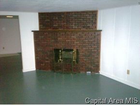 3001 Selkirk Road Springfield, IL 62702 - Photo 4 of 12