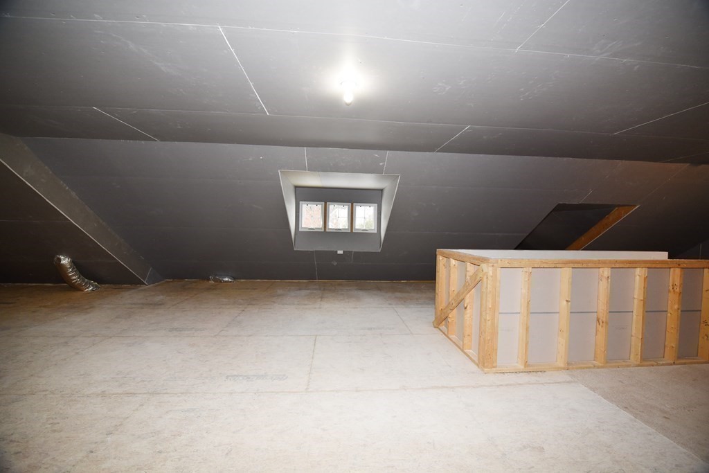 2 Mariner's Drive, Unit 2 (AKA 66) Marshfield, MA 02050 - Photo 38 of 41 a view of an empty room with windows