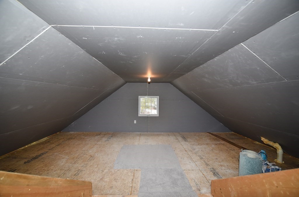 2 Mariner's Drive, Unit 2 (AKA 66) Marshfield, MA 02050 - Photo 40 of 41 a view of an empty room