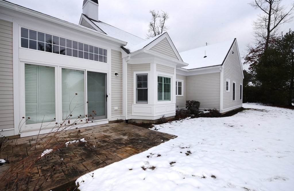 2 Mariner's Drive, Unit 2 (AKA 66) Marshfield, MA 02050 - Photo 6 of 41 a front view of a house