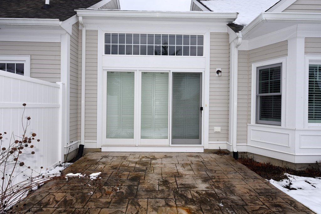 2 Mariner's Drive, Unit 2 (AKA 66) Marshfield, MA 02050 - Photo 7 of 41 a front view of a house
