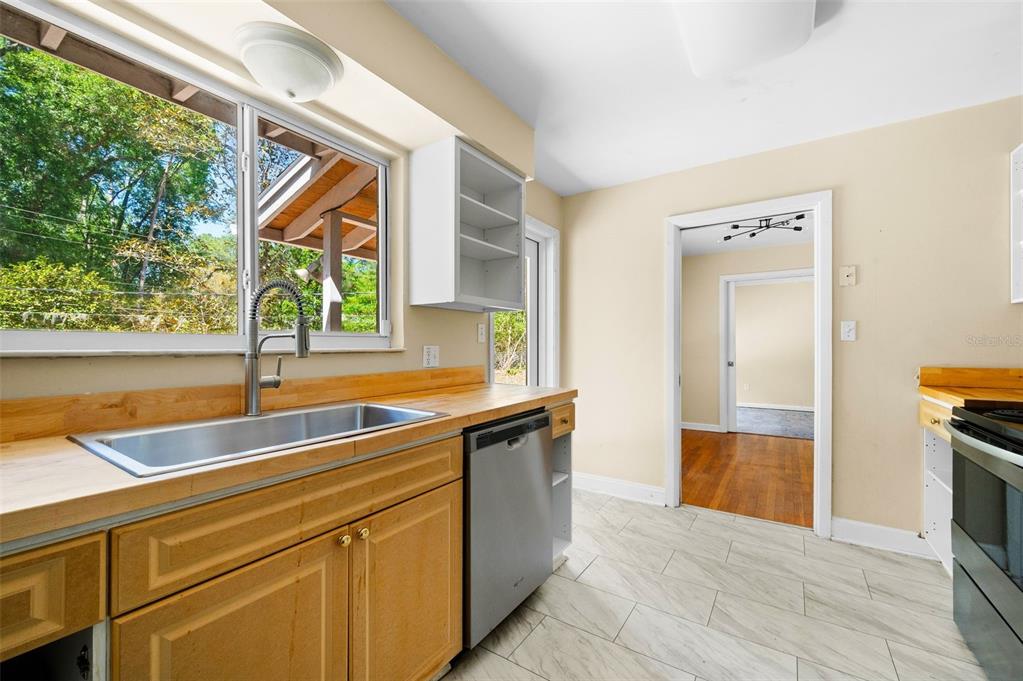 3716 Southwest 2 Place Gainesville, FL 32607 - Photo 10 of 28