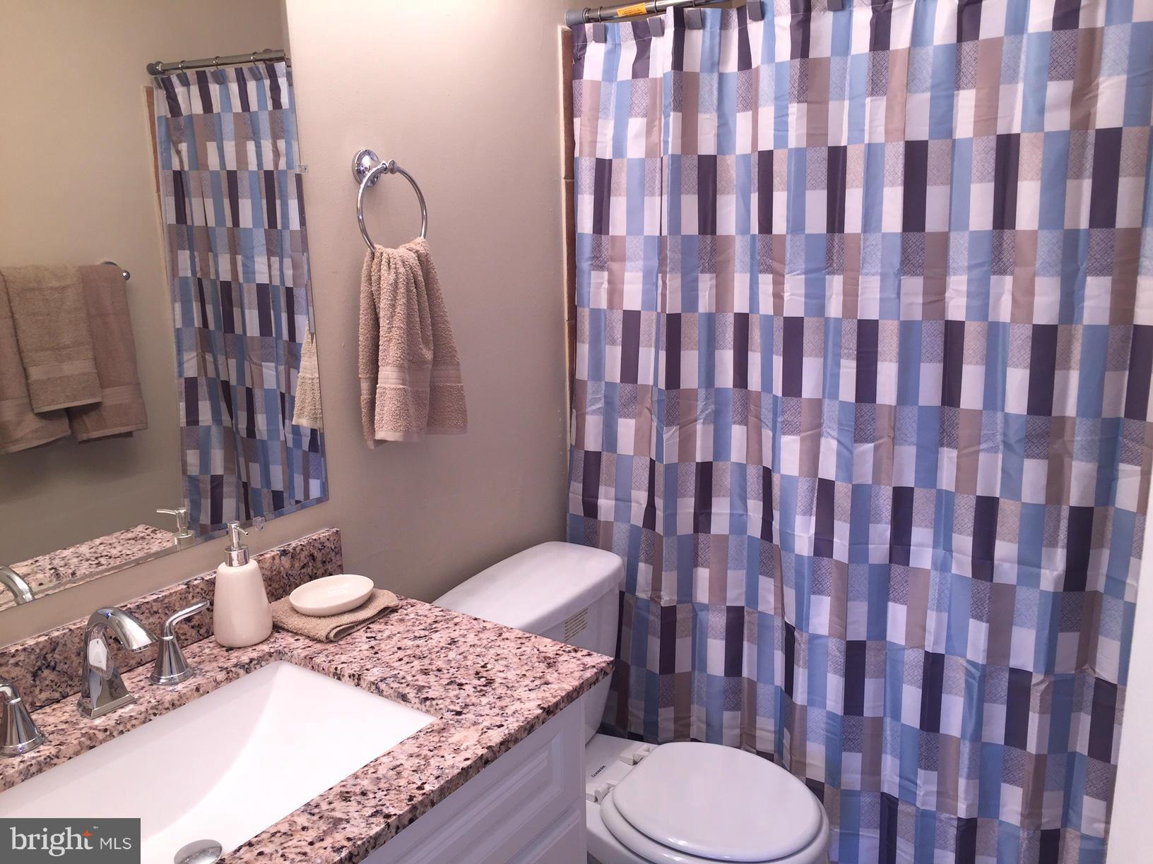 14845 Hammersmith Circle Silver Spring, MD 20906 - Photo 18 of 23 Bath