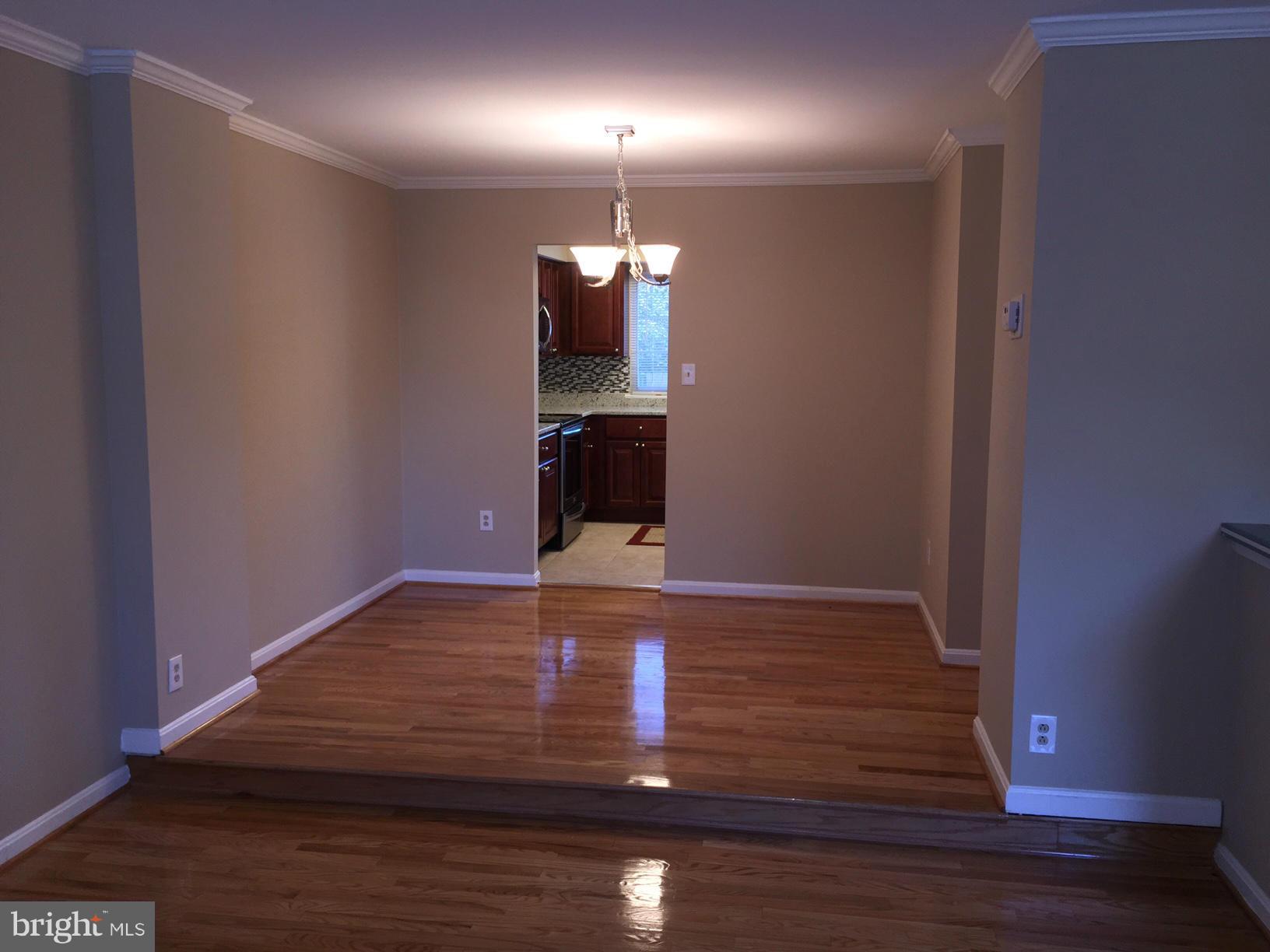 14845 Hammersmith Circle Silver Spring, MD 20906 - Photo 20 of 23 Dining Room