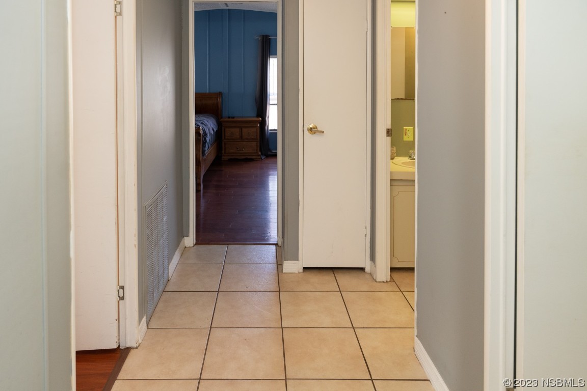 106 Charles Street Edgewater, FL 32141 - Photo 28 of 89 a view of a closet area view