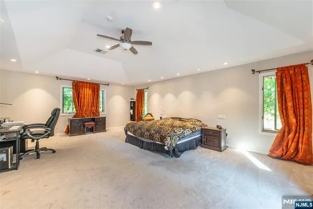 $974,900 | 112 King George Road, Warren, NJ 07059