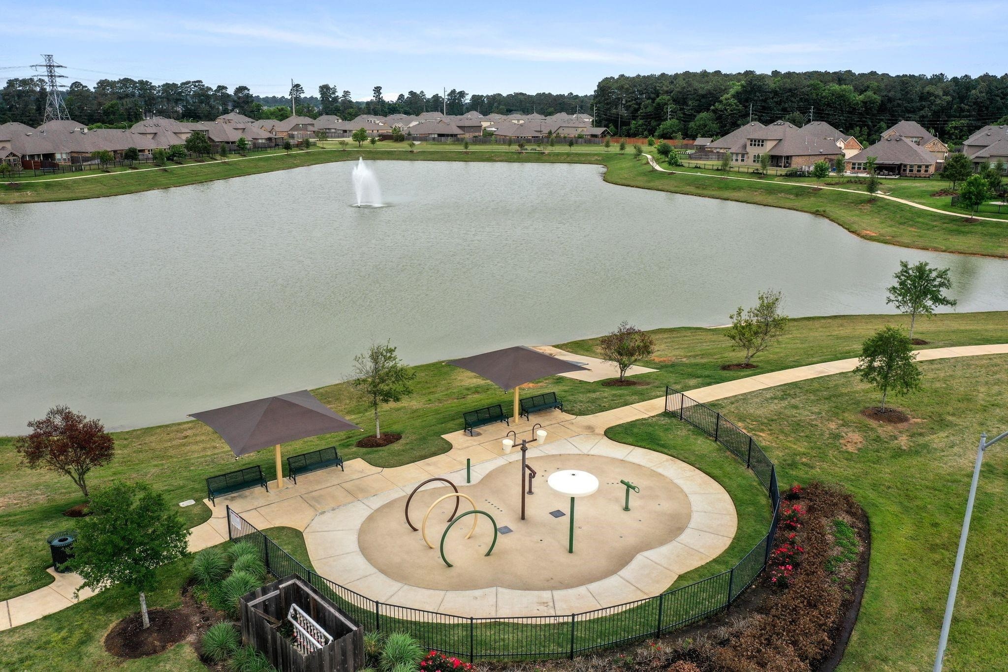 1010 Bringewood Chase Drive Spring, TX 77379 - Photo 47 of 49 Splash pad