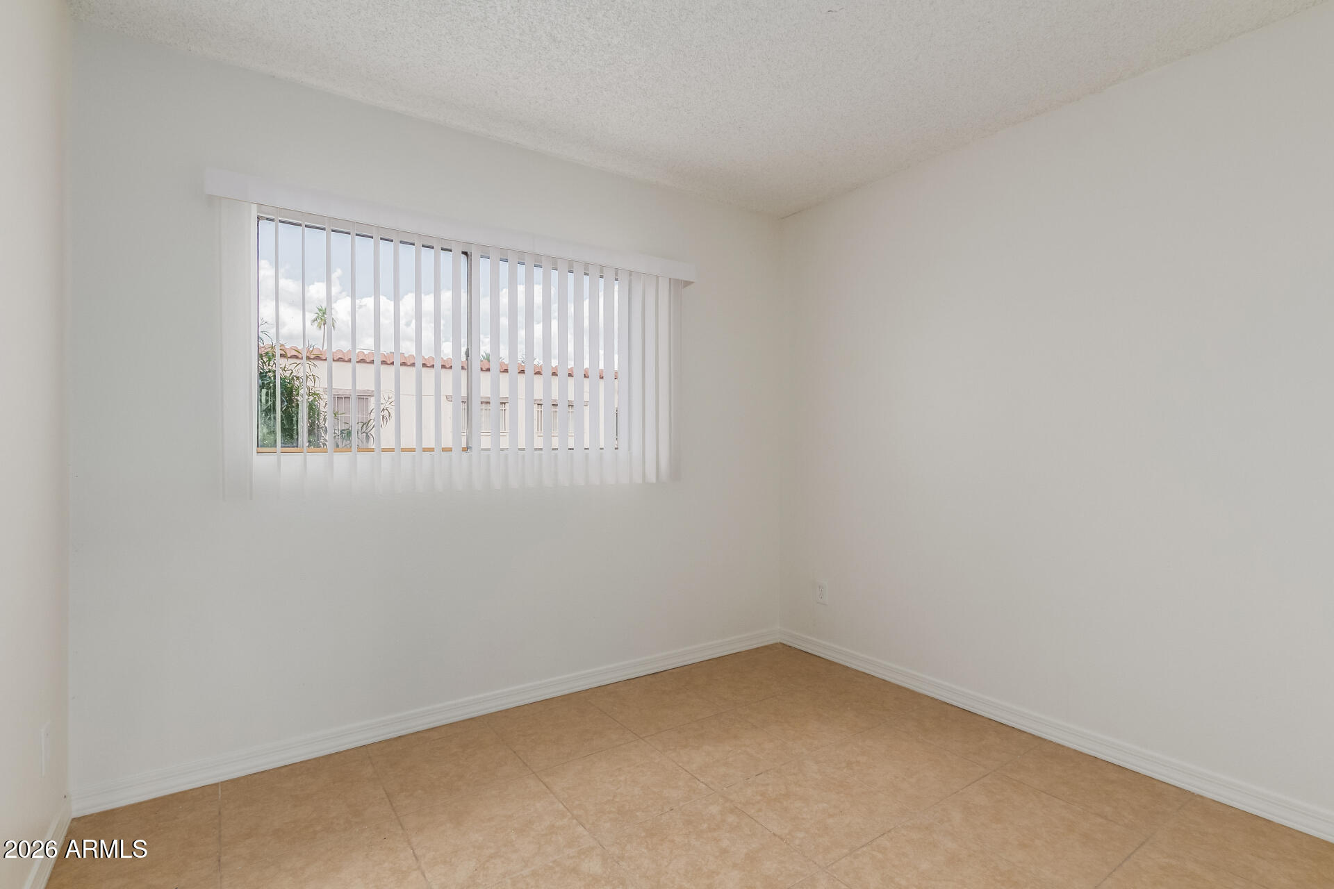 4625 West Thomas Road, Unit 112 Phoenix, AZ 85031 - Photo 17 of 21 20 Thomas