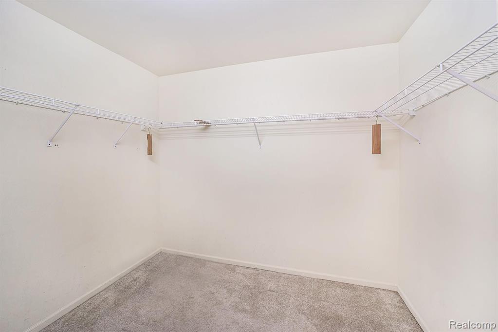 2139 Rochelle Park Drive, Unit 73 Rochester Hills, MI 48309 - Photo 23 of 34