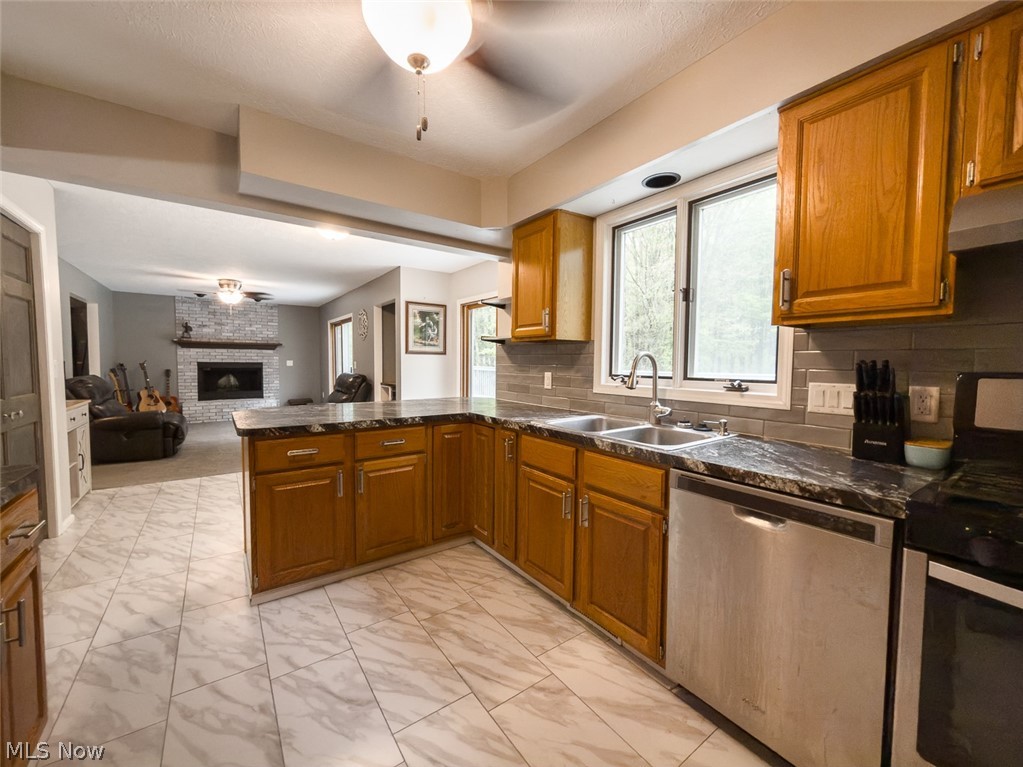 1795 Tallmadge Road Kent, OH 44240 - Photo 7 of 22