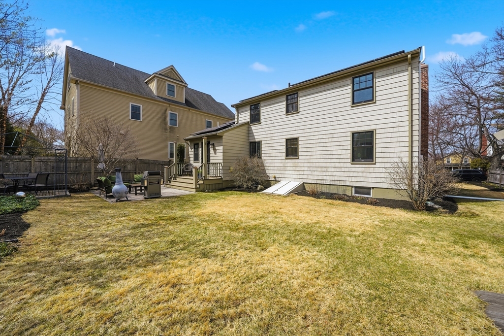 8 Freemont Street Lexington, MA 02421 - Photo 39 of 42